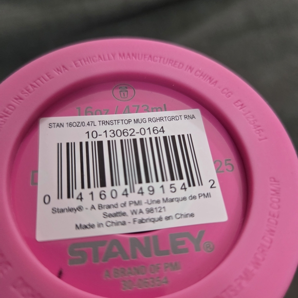 Stanley Pink Heart Fliptog Mug 16 Oz - Picture 3 of 4